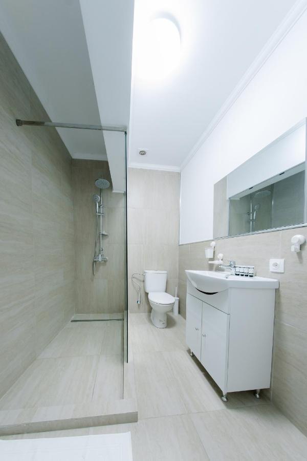 Mavie Apartment Boutique Bukarest Eksteriør billede
