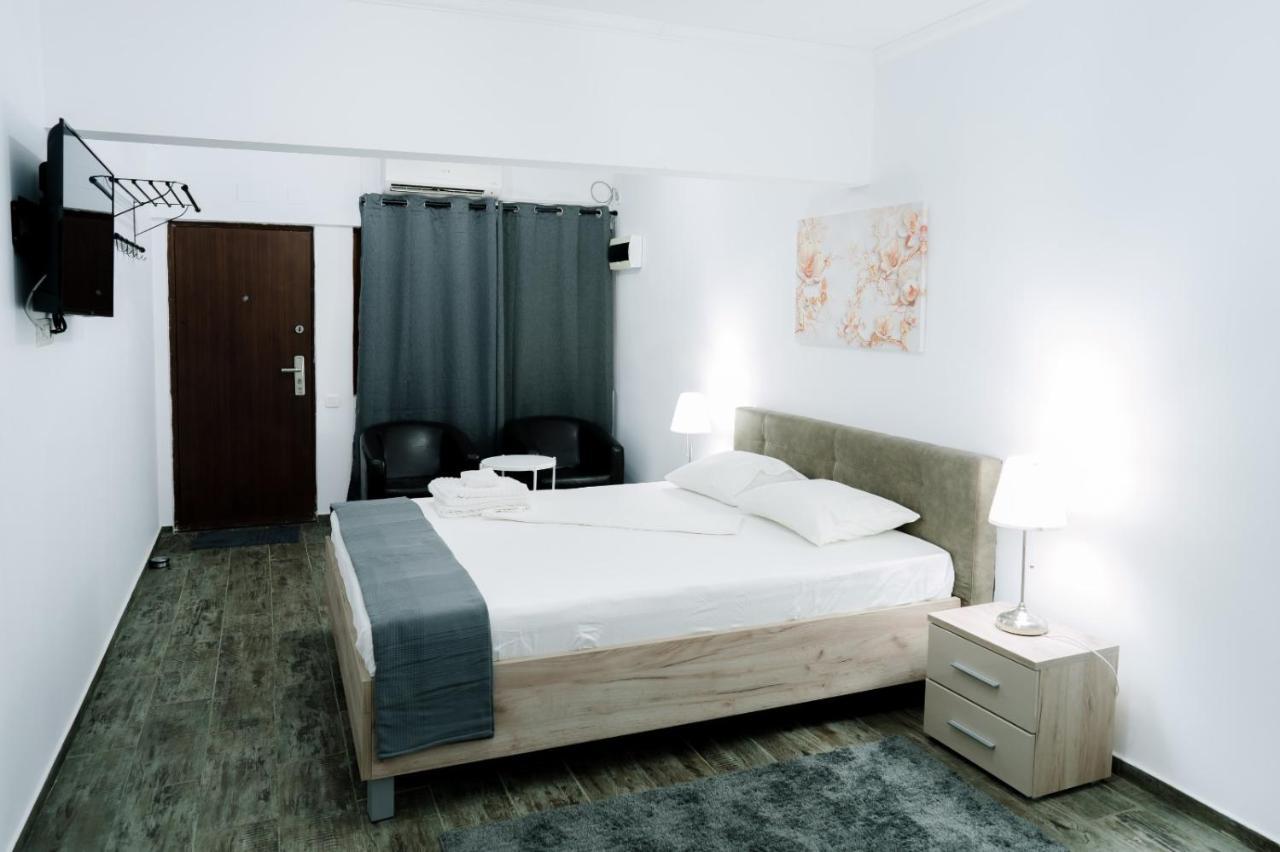 Mavie Apartment Boutique Bukarest Eksteriør billede