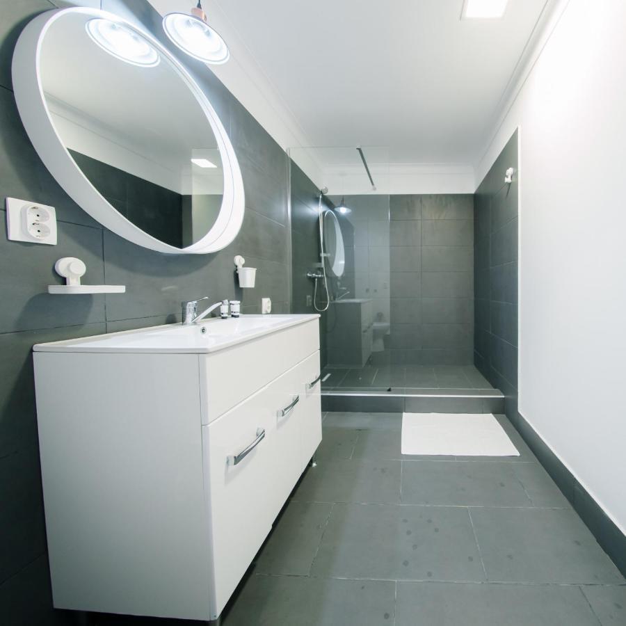 Mavie Apartment Boutique Bukarest Eksteriør billede